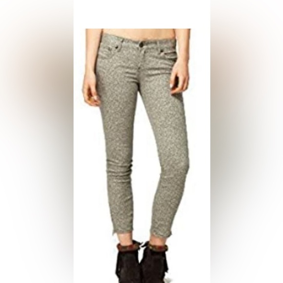 Free People Women’s Size 27 Skinny Jeans Ankle Zip Gray Lace Print Jeans… - Picture 7 of 10